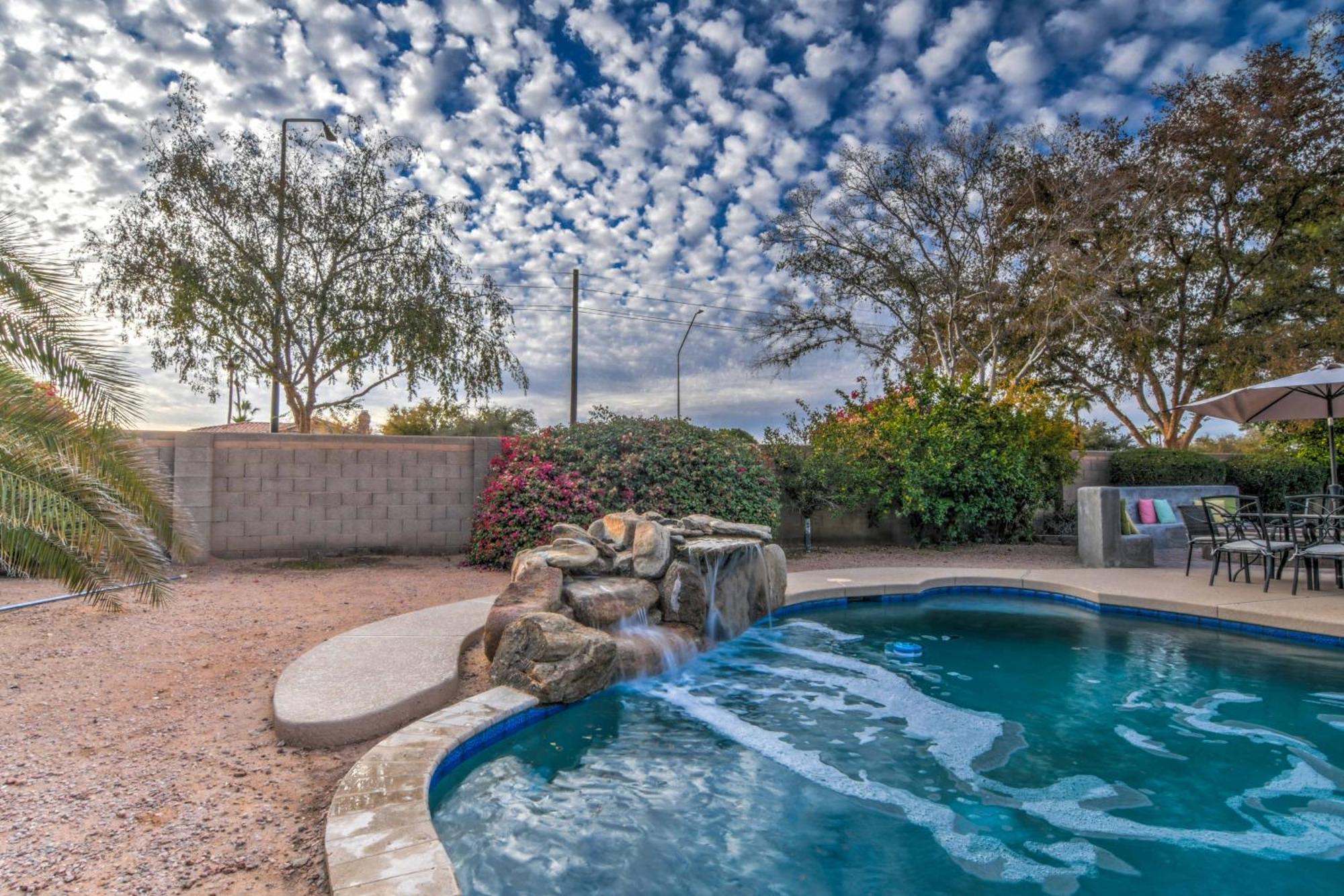 Villa Route 66 Oasis In Downtown Gilbert With Heated Pool & Mini Golf Exterior foto