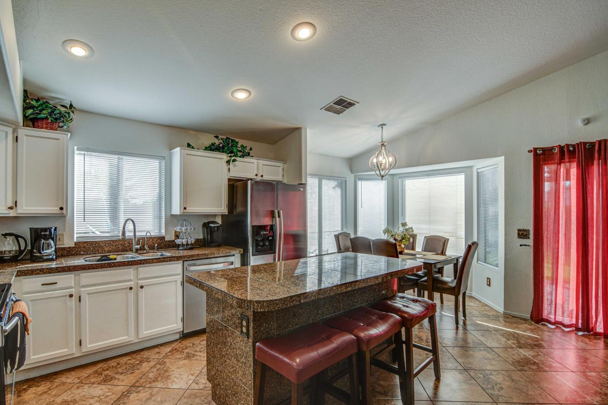 Villa Route 66 Oasis In Downtown Gilbert With Heated Pool & Mini Golf Exterior foto