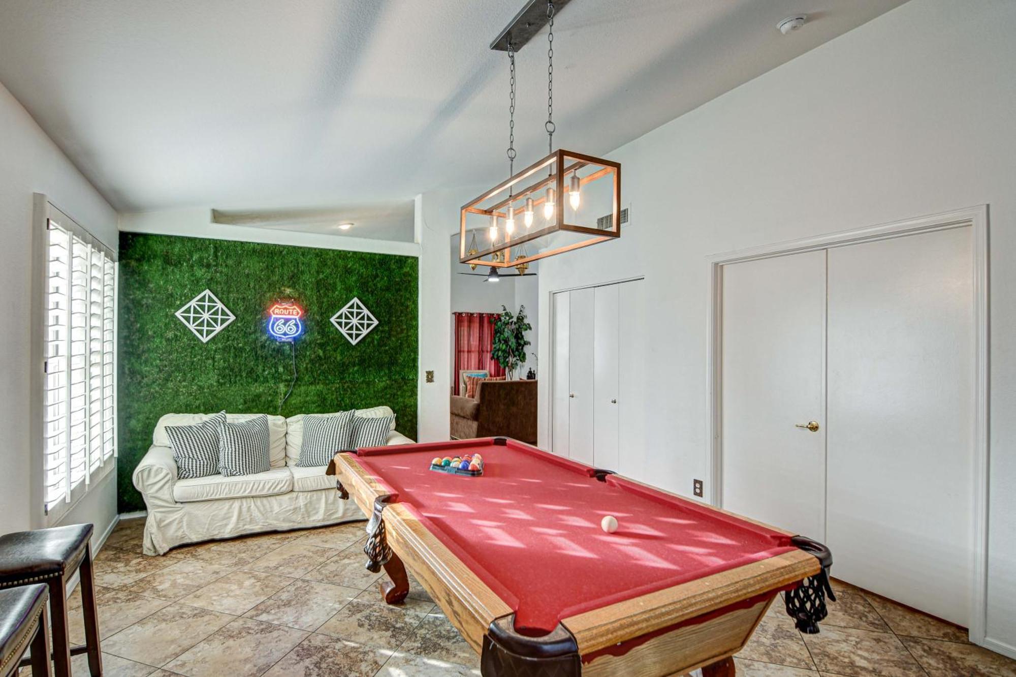Villa Route 66 Oasis In Downtown Gilbert With Heated Pool & Mini Golf Exterior foto
